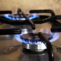 Estufa de gas con termostato: ¡mantenga su hogar caliente y ahorre dinero en su factura de gas!